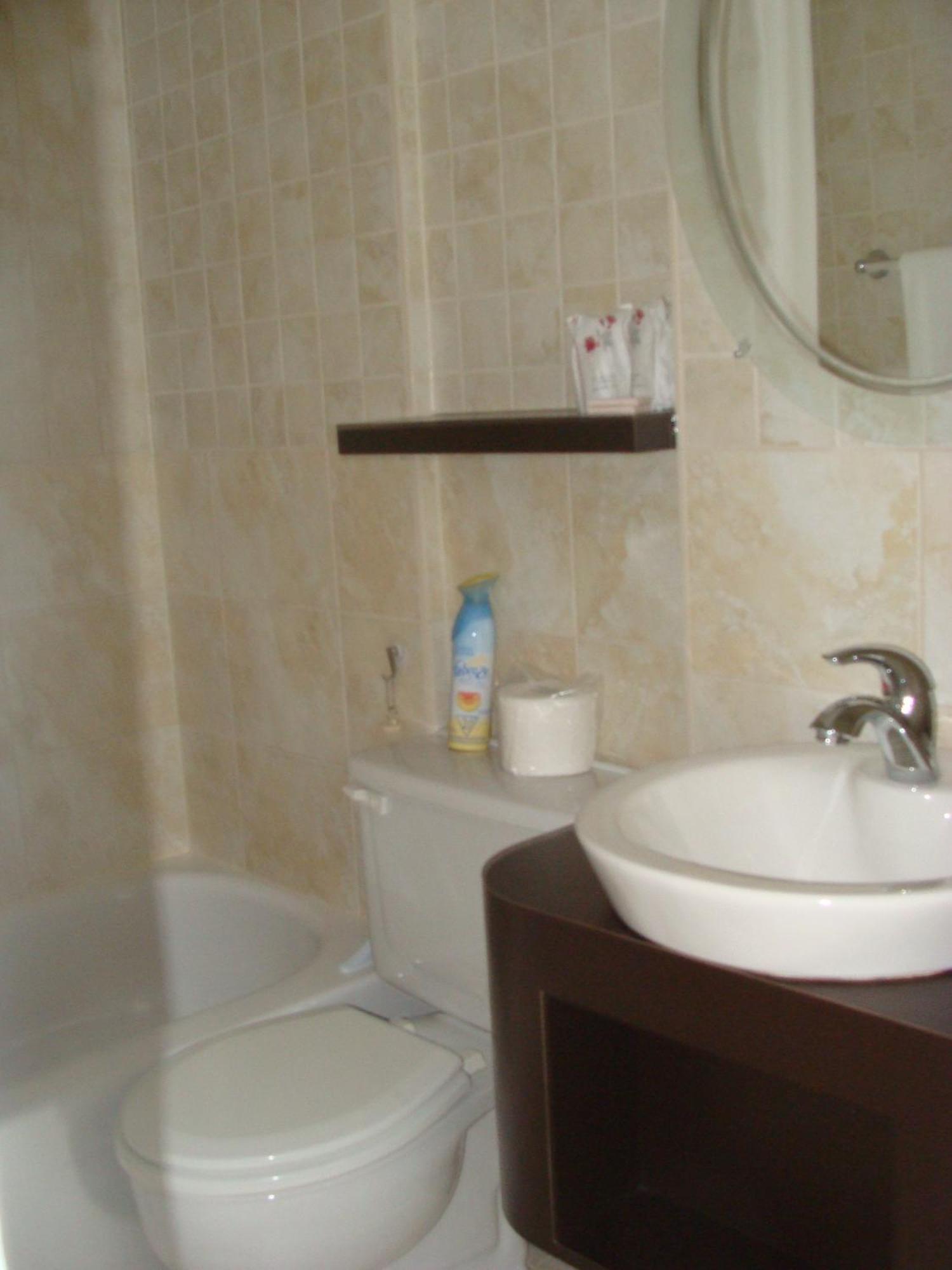 קוויבק סיטי Au Petit Hotel חדר תמונה